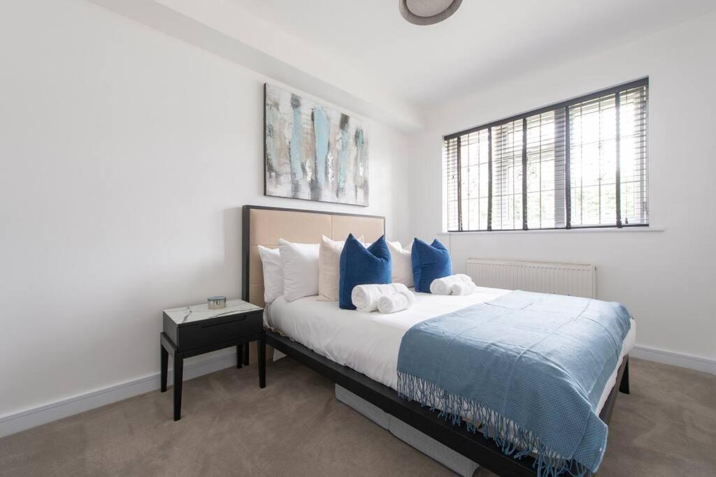 2 Bedroom Modern Urban Sanctuary 1Cc - Cherrydeal ลอนดอน ภายนอก รูปภาพ
