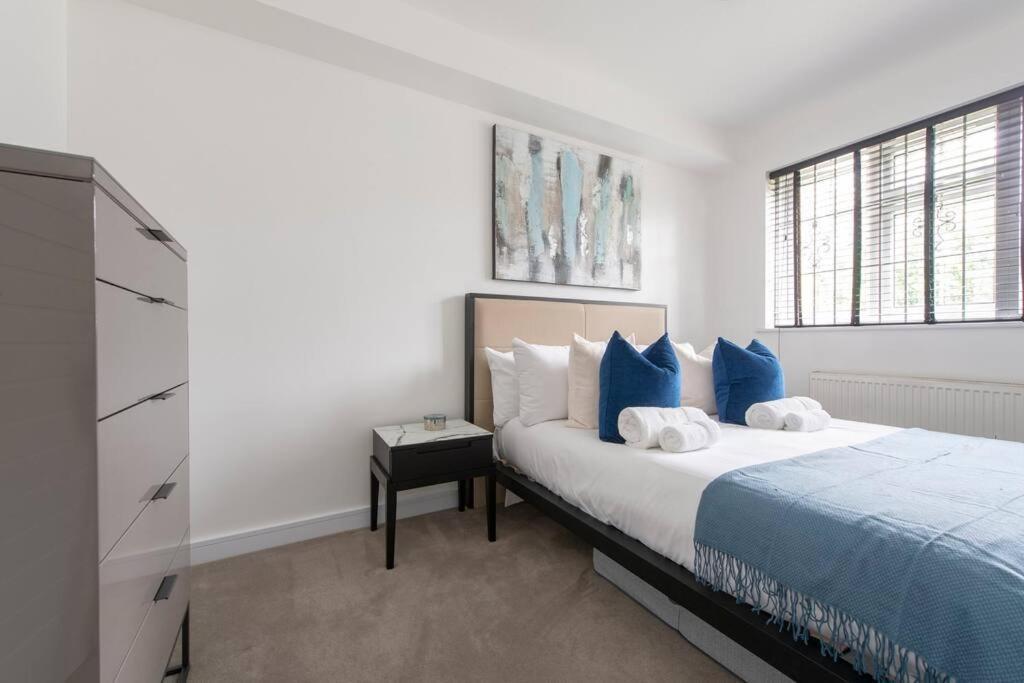2 Bedroom Modern Urban Sanctuary 1Cc - Cherrydeal ลอนดอน ภายนอก รูปภาพ