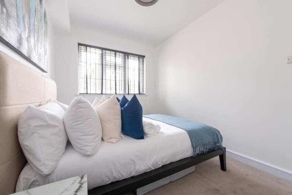 2 Bedroom Modern Urban Sanctuary 1Cc - Cherrydeal ลอนดอน ภายนอก รูปภาพ